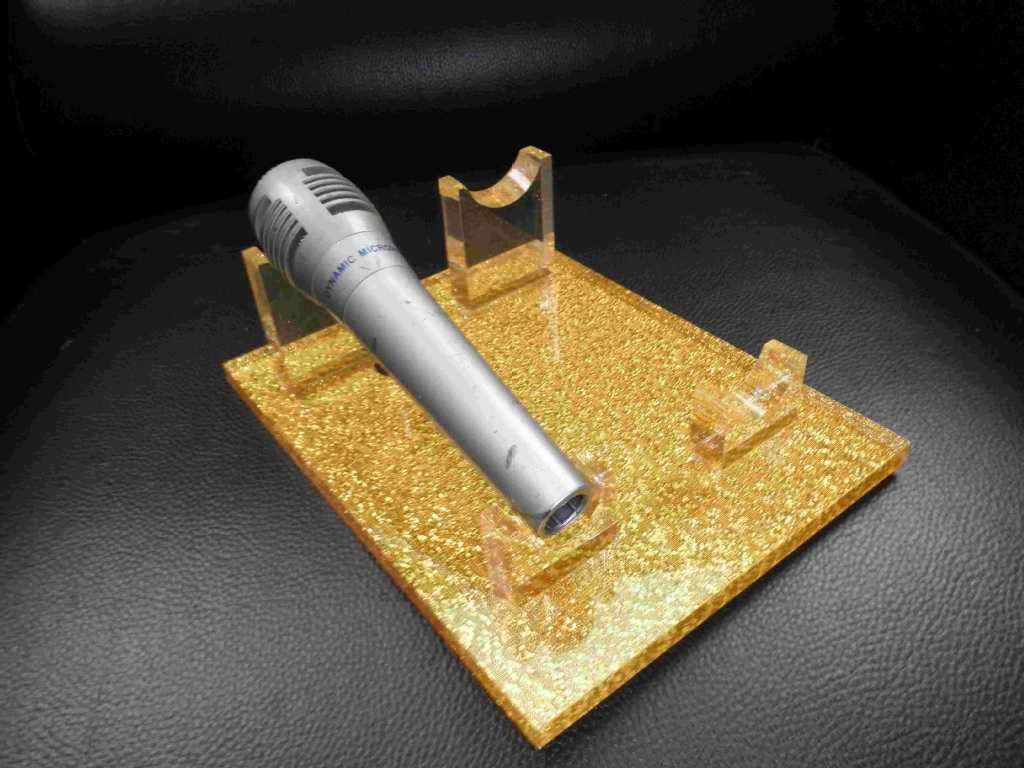 有機(jī)玻璃展示架的穩(wěn)定性如何